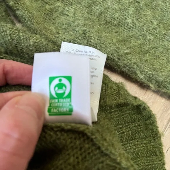 J.Crew 100% Wool Crewneck Sweater Olive Green Size Small - Picture 5 of 12